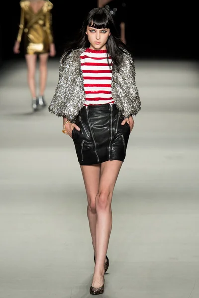Look 39